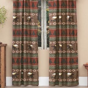 De León Bears and Pine Trees Drapes
